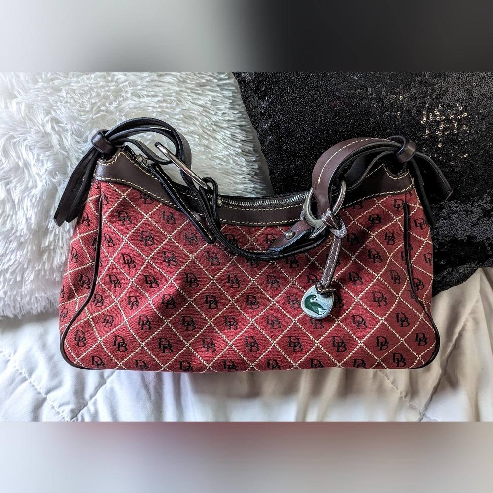 NWOT Dooney & Bourke Maroon and Brown Leather Purse with Unbranded Dust Bag